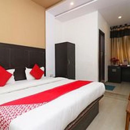Capital O Hotel Surya Continental Lucknow Exterior photo