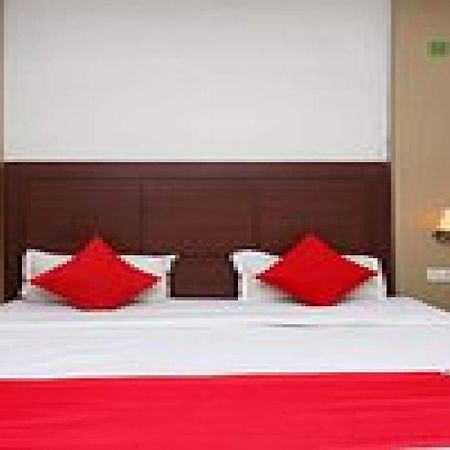 Capital O Hotel Surya Continental Lucknow Exterior photo