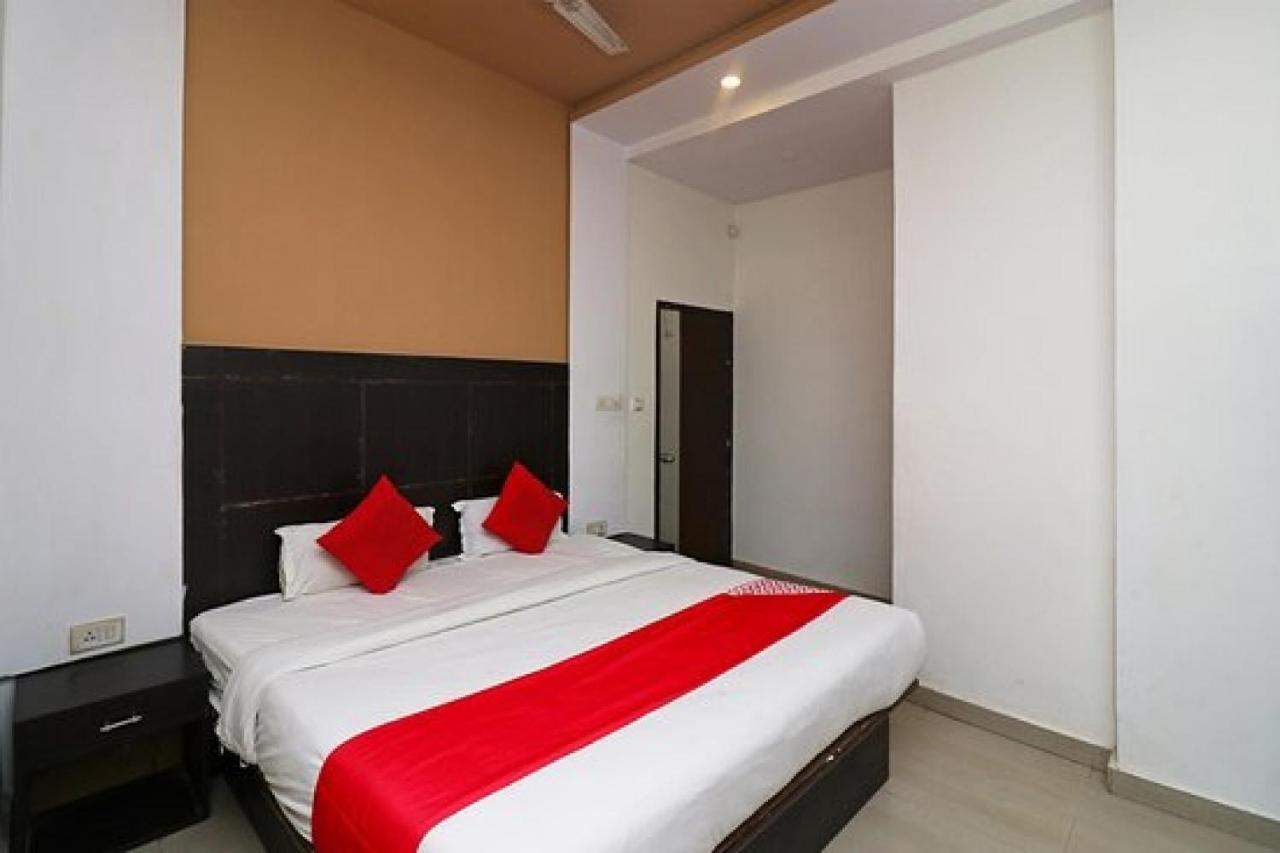 Capital O Hotel Surya Continental Lucknow Exterior photo